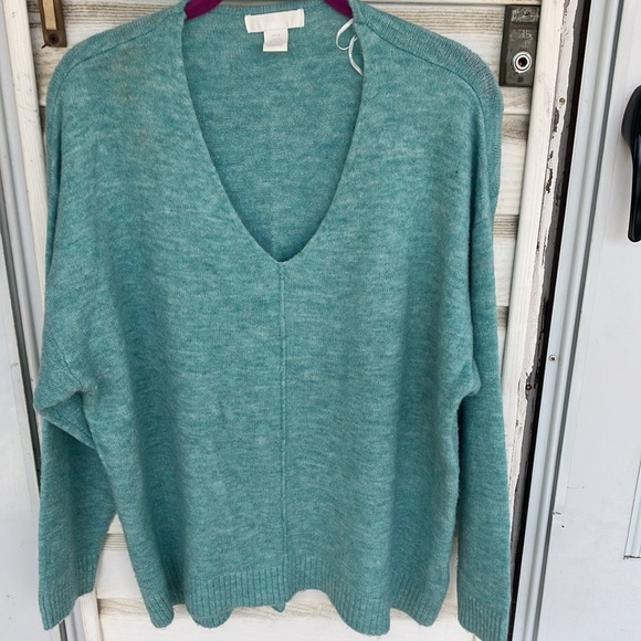 H & M Women's Sweater - Picture 5 of 5